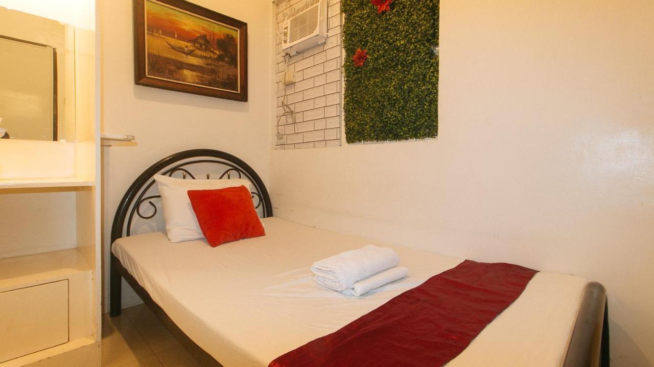 Nearest Hostel Pasay City By Reddoorz 외부 사진