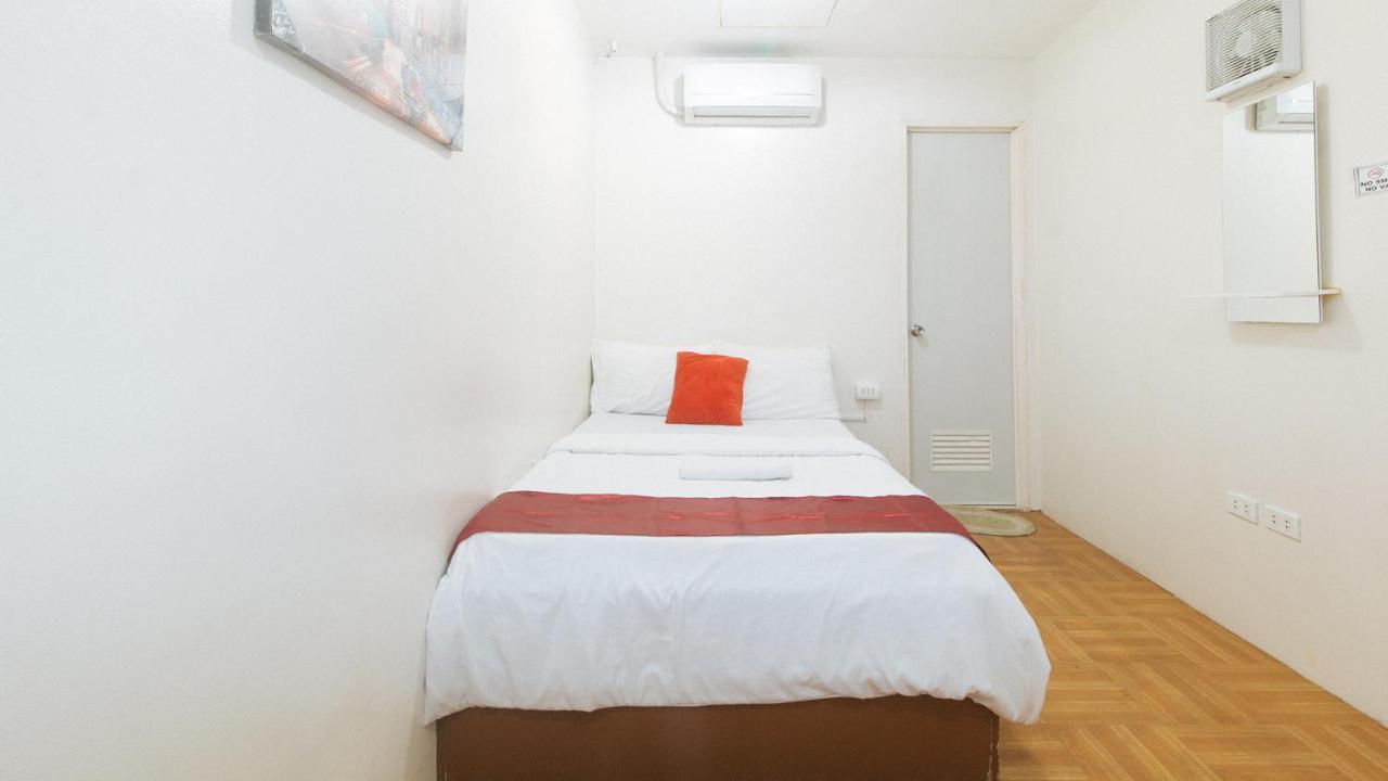 Nearest Hostel Pasay City By Reddoorz 외부 사진