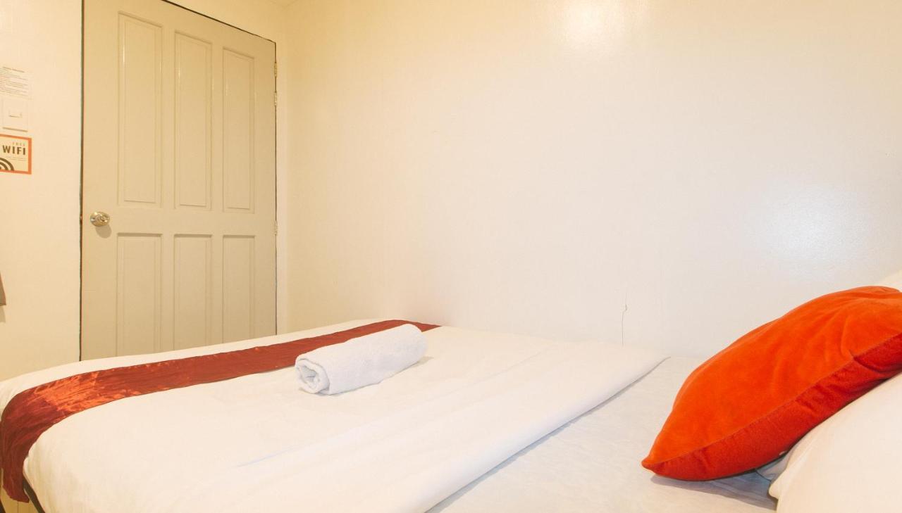Nearest Hostel Pasay City By Reddoorz 외부 사진