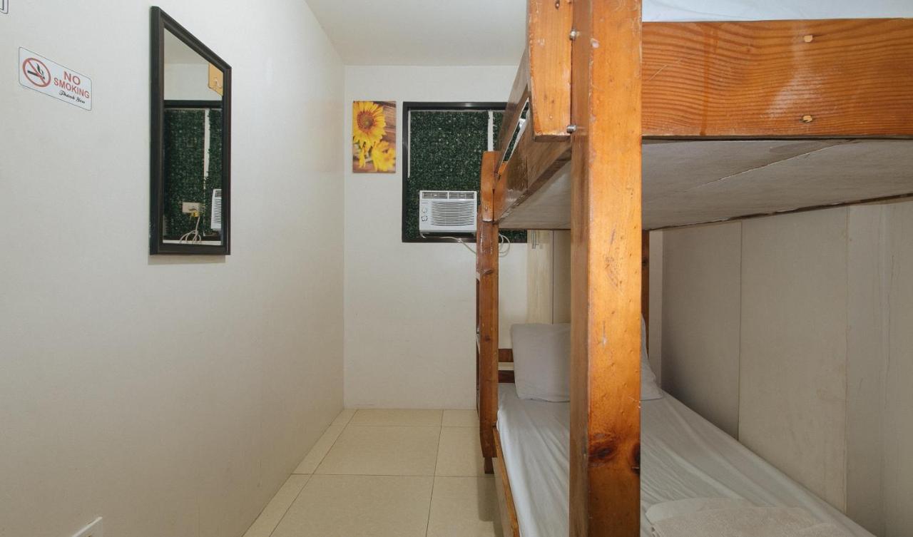 Nearest Hostel Pasay City By Reddoorz 외부 사진